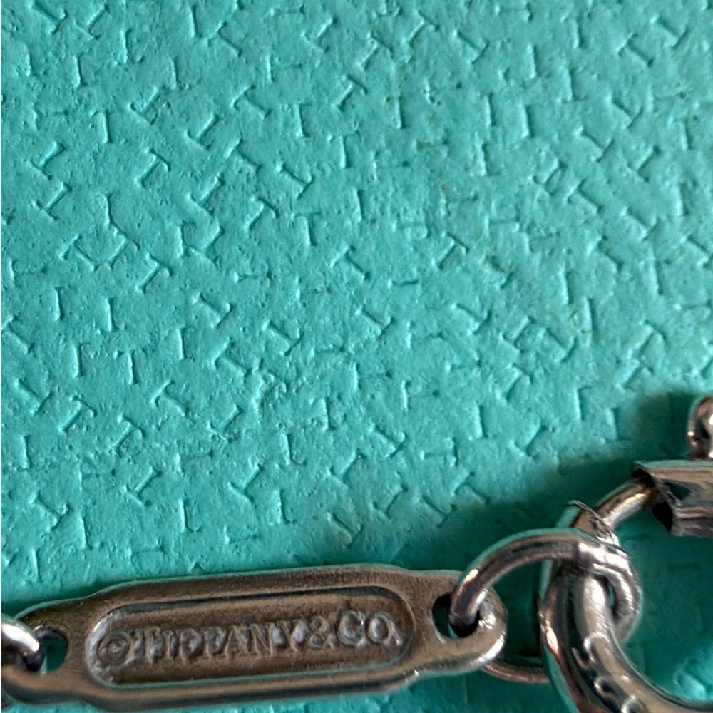 Tiffany & Co. Silver Filigree Heart & Key Pendant Necklace - Picture 3 of 6